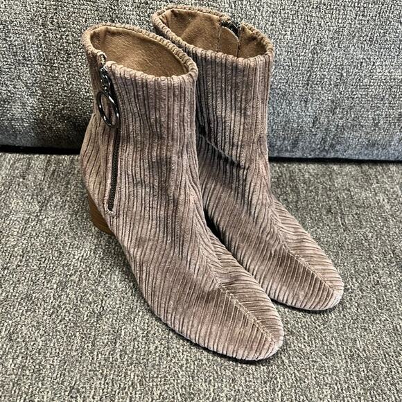 Sbicca Corduroy Ankle Boots Womens 7.5 Taupe Brown Side Zip Retro Groovy Hippie - Picture 2 of 12